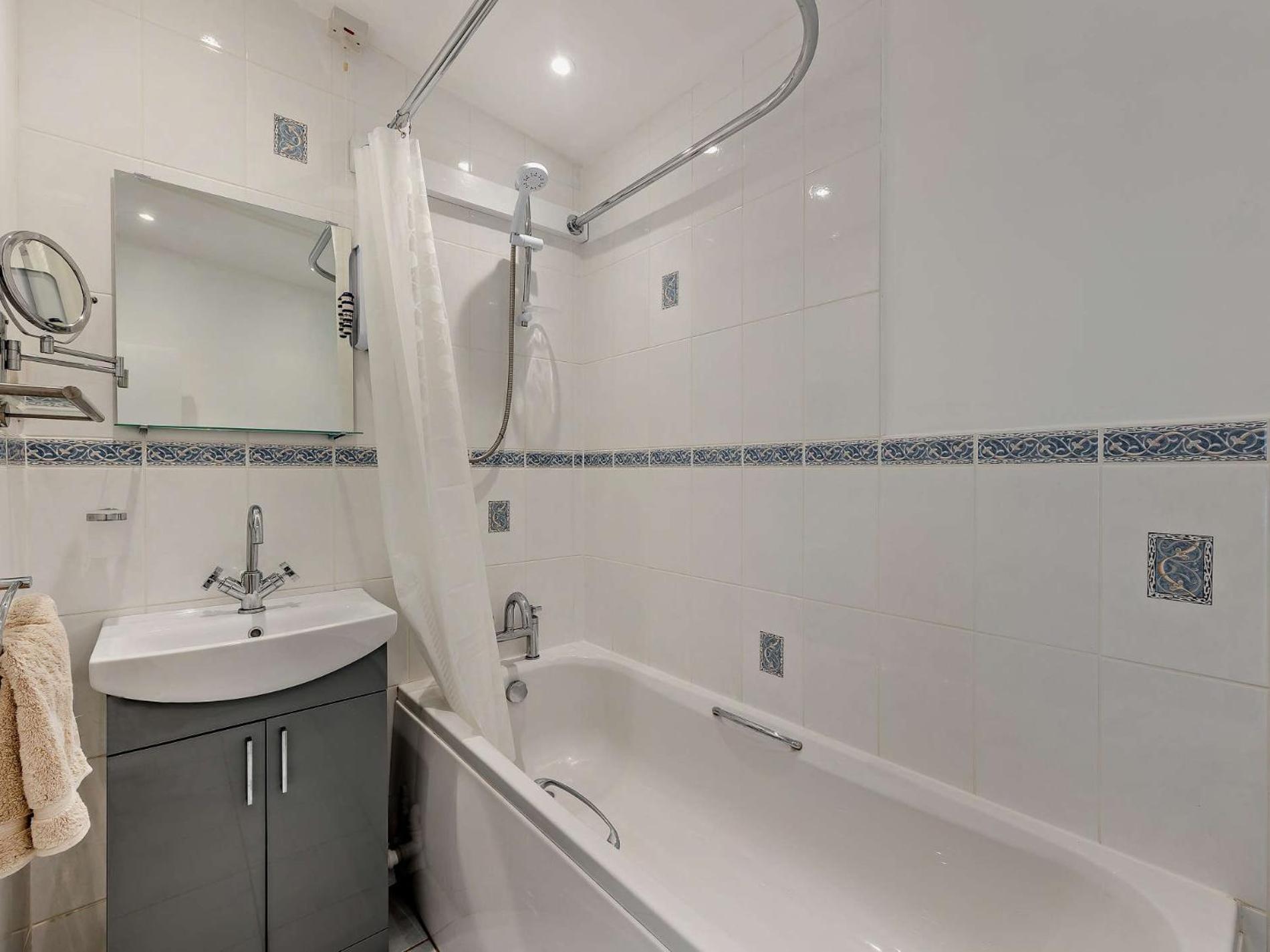 2 Bed In Aberdovey 91946 Aberdyfi Exterior foto