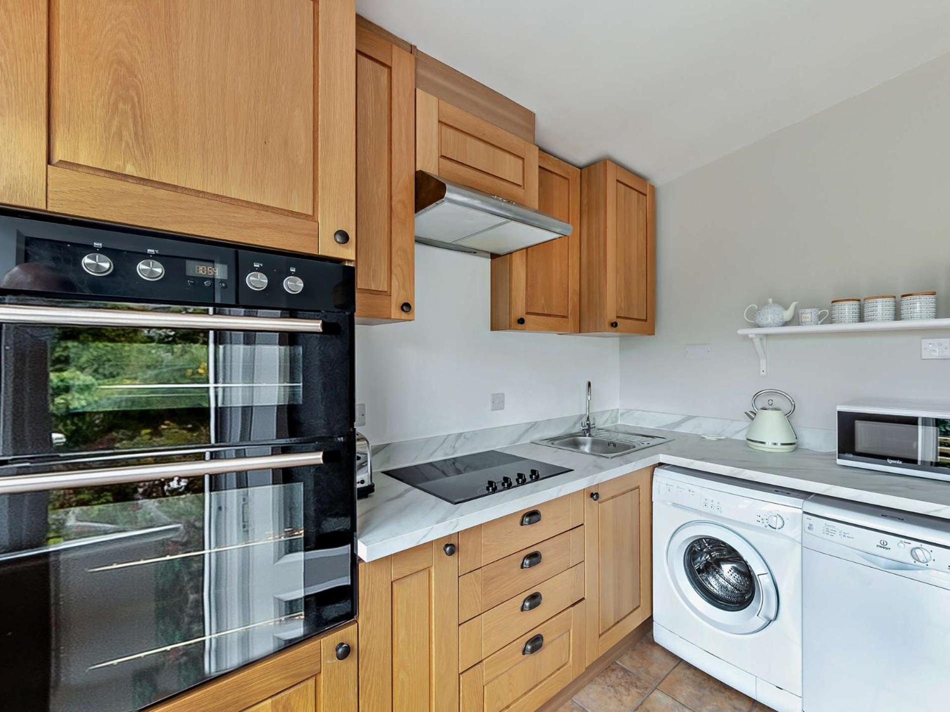 2 Bed In Aberdovey 91946 Aberdyfi Exterior foto